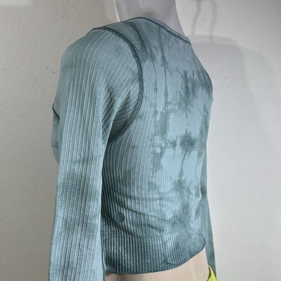 (A1) Lululemon Ebb to Street‎ Long Sleeve Shirt *Marble Dye, Size 4 - Picture 9 of 14
